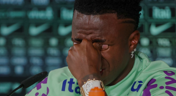 Vinícius entre lágrimas: ”Sólo quiero jugar al fútbol”